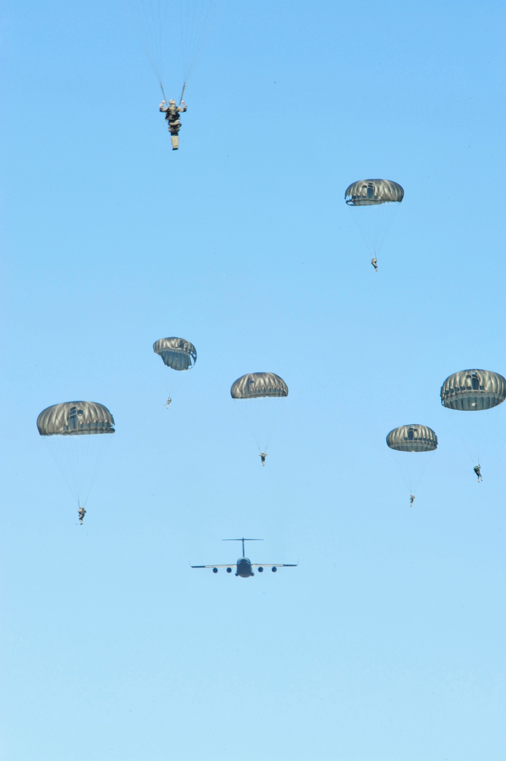 US Air Force 36th Expeditionary Contingency Response Squadron jump from a C-17 during Talisman Sabre 2011