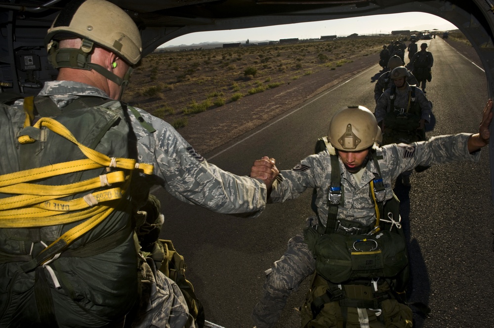 RED HORSE airmen and Nevada Army National Guard conduct joint training