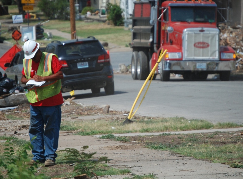 Corps monitors progress on debris removal