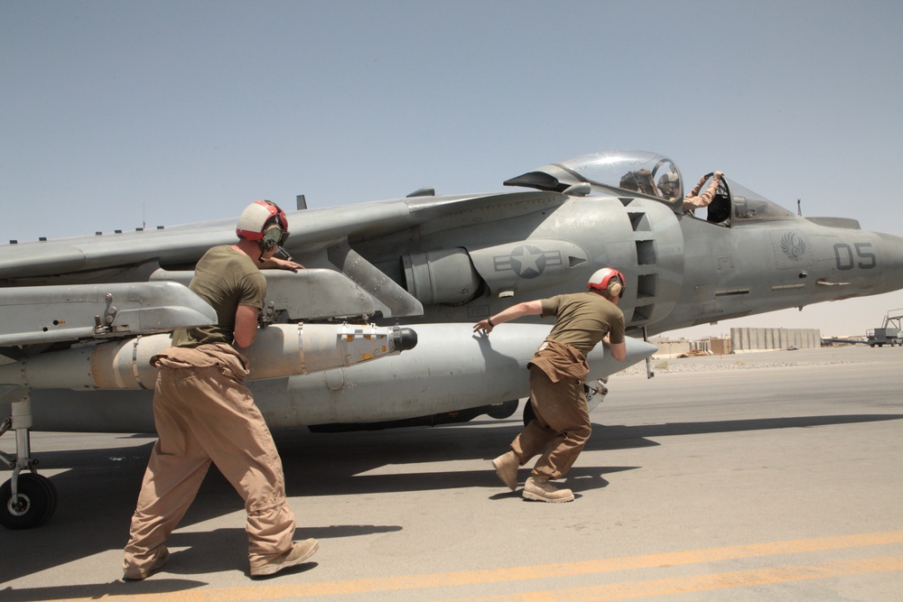 Combat innovations multiply Marine Corps Harriers' punch