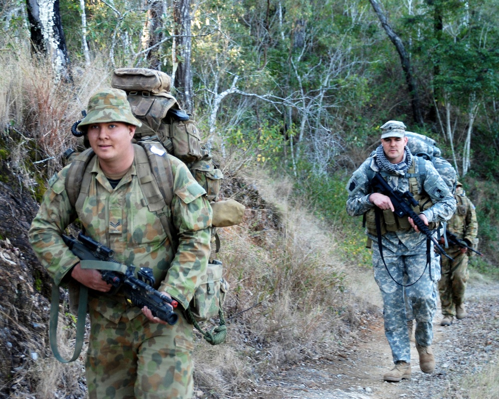 US, ADF troops train together during Talisman Sabre 2011