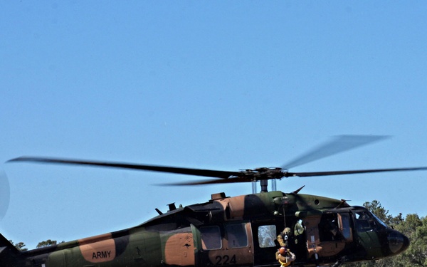 ADF, US practice medical evacuation during Talisman Sabre 2011