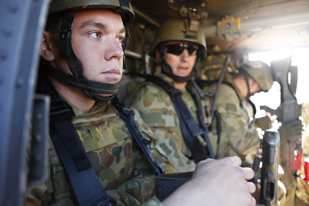 US, ADF troops train together during Talisman Sabre 2011