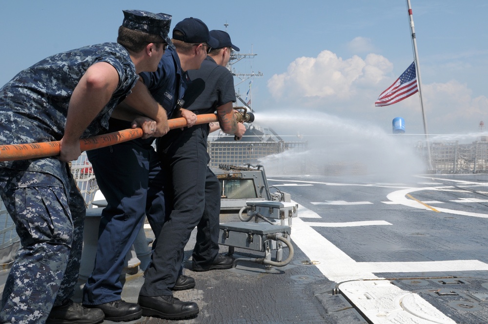 USS Nitze
