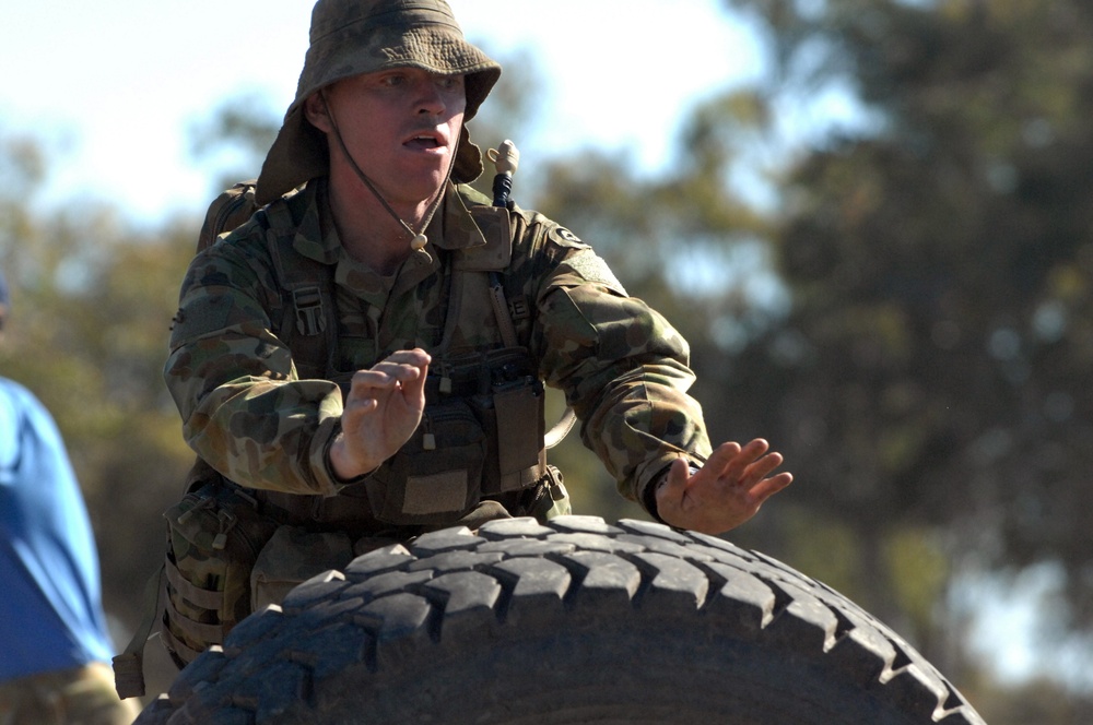 US, Australian Defence Force compete during Talisman Sabre 2011
