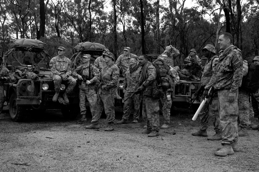 Aboriginal soldiers navigate Talisman Sabre 2011 with U.S. Army Scouts