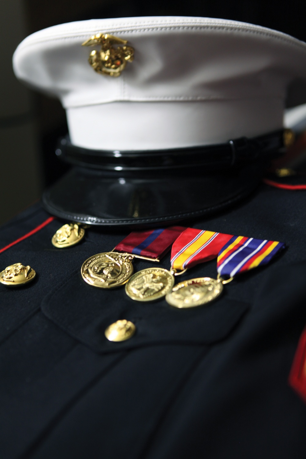 marine corps dress blues a style guide sofrep on dress blue alphas consist of