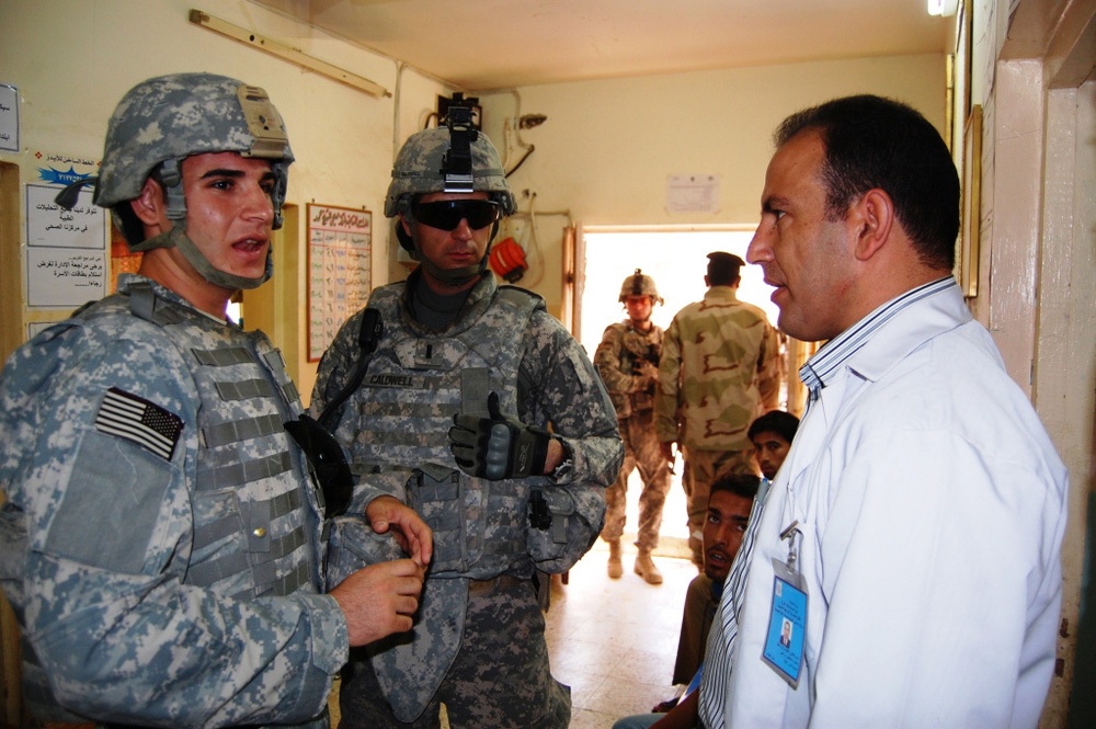 ‘Vanguard’ Battalion and 9th Iraqi Army Division provide medical aid to local clinic