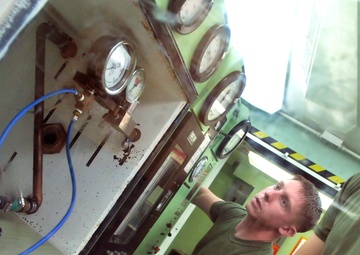 Anatomy of aviation logistics support: Paraloft Marines ensure pilots’ survival