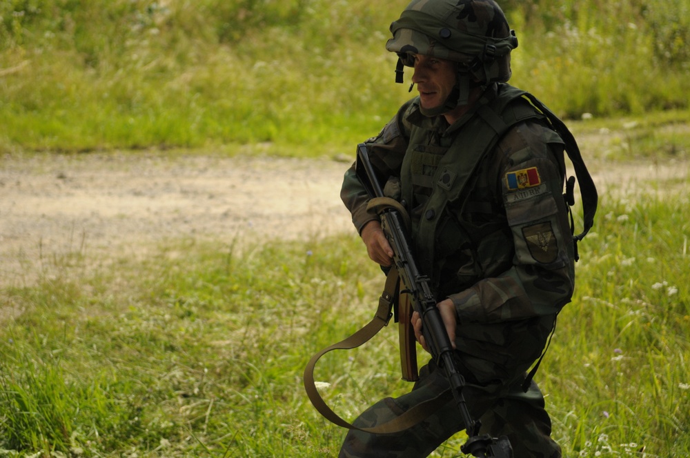 Training in Ukraine for Exercise Rapid Trident 2011