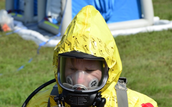 Lieutenant aids litter team