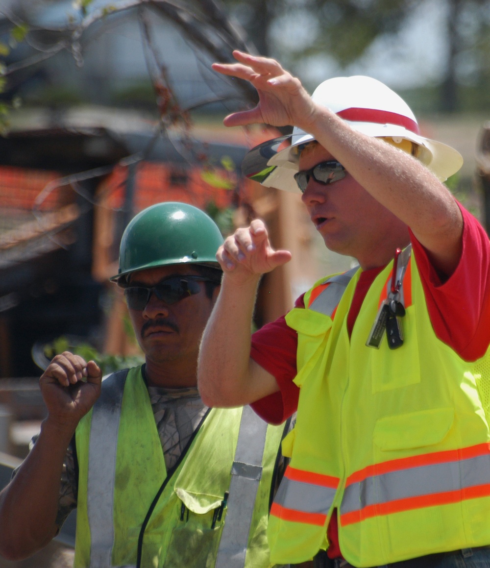 Corps park ranger, Missouri native lends helping hand in Joplin