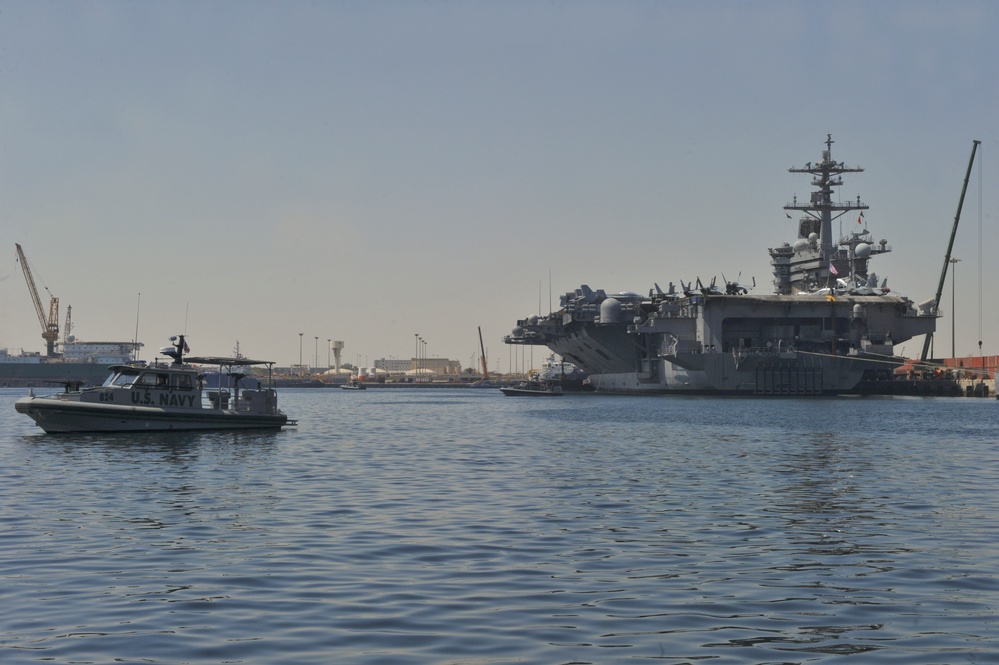 Port call visit to Jebel Ali