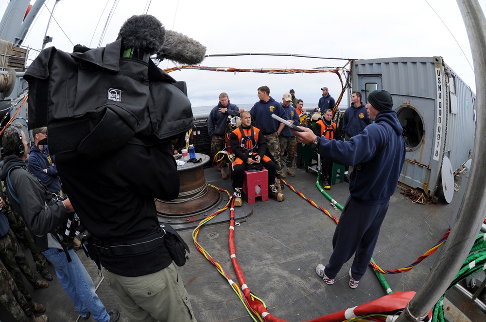 USS Bonhomme Richard recovery operations