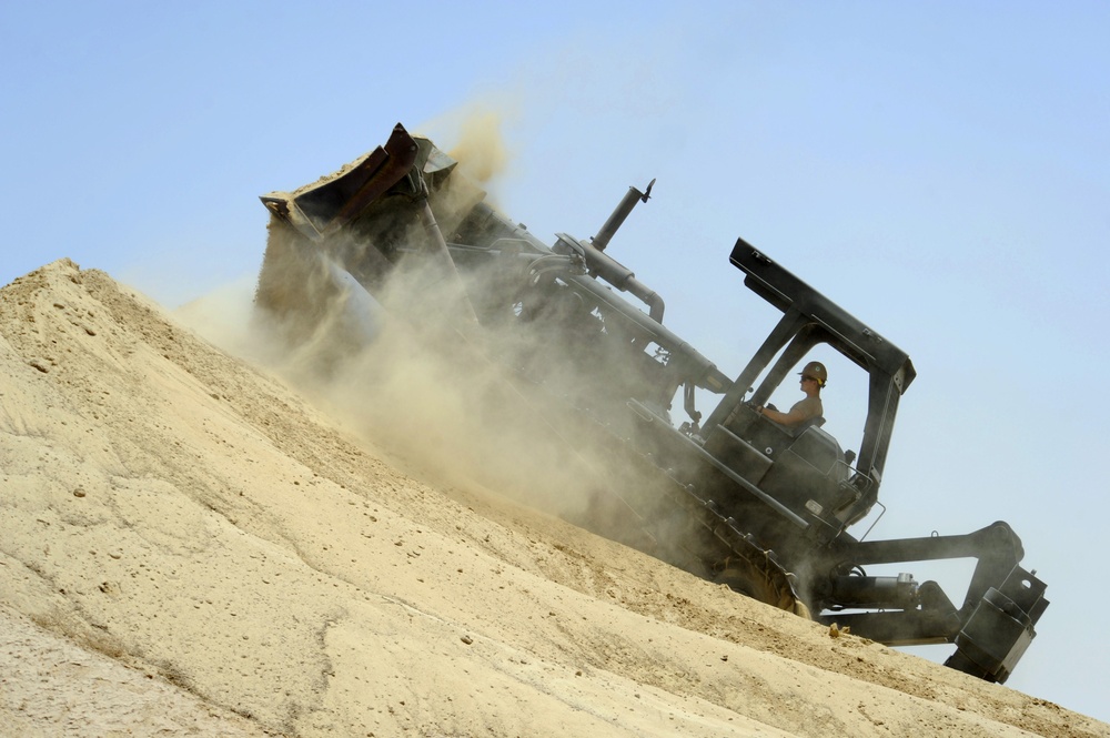 Task Group 56.2 reinforces berms in Kuwait