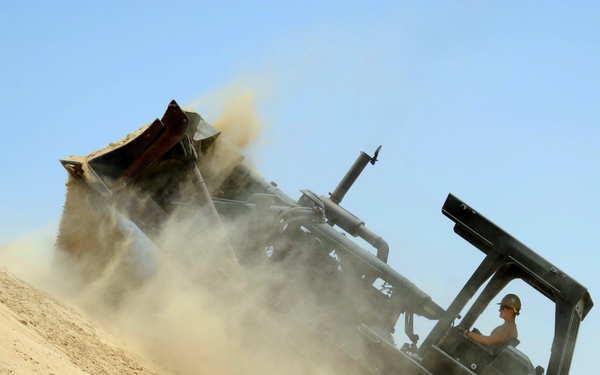 Task Group 56.2 reinforces berms in Kuwait