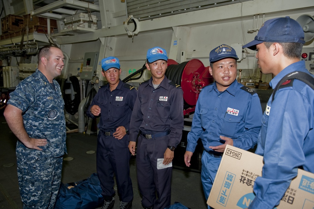 Japanese sailors welcomed aboard USS Nitze