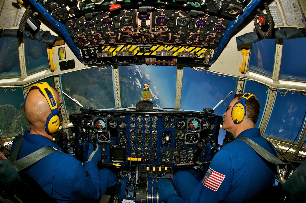 Flight Over Falls air show