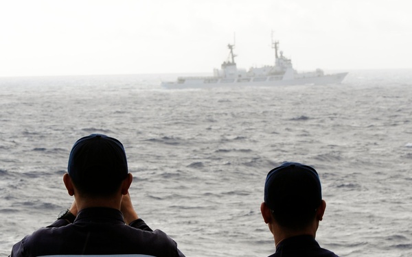 Philippine sailors tour USS Rueben James