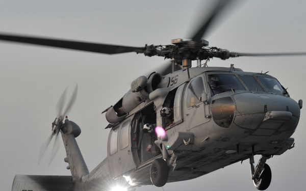 Landing sequence practice aboard USS Ross