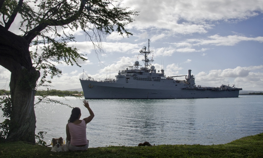 USS Cleveland departs Pearl Harbor