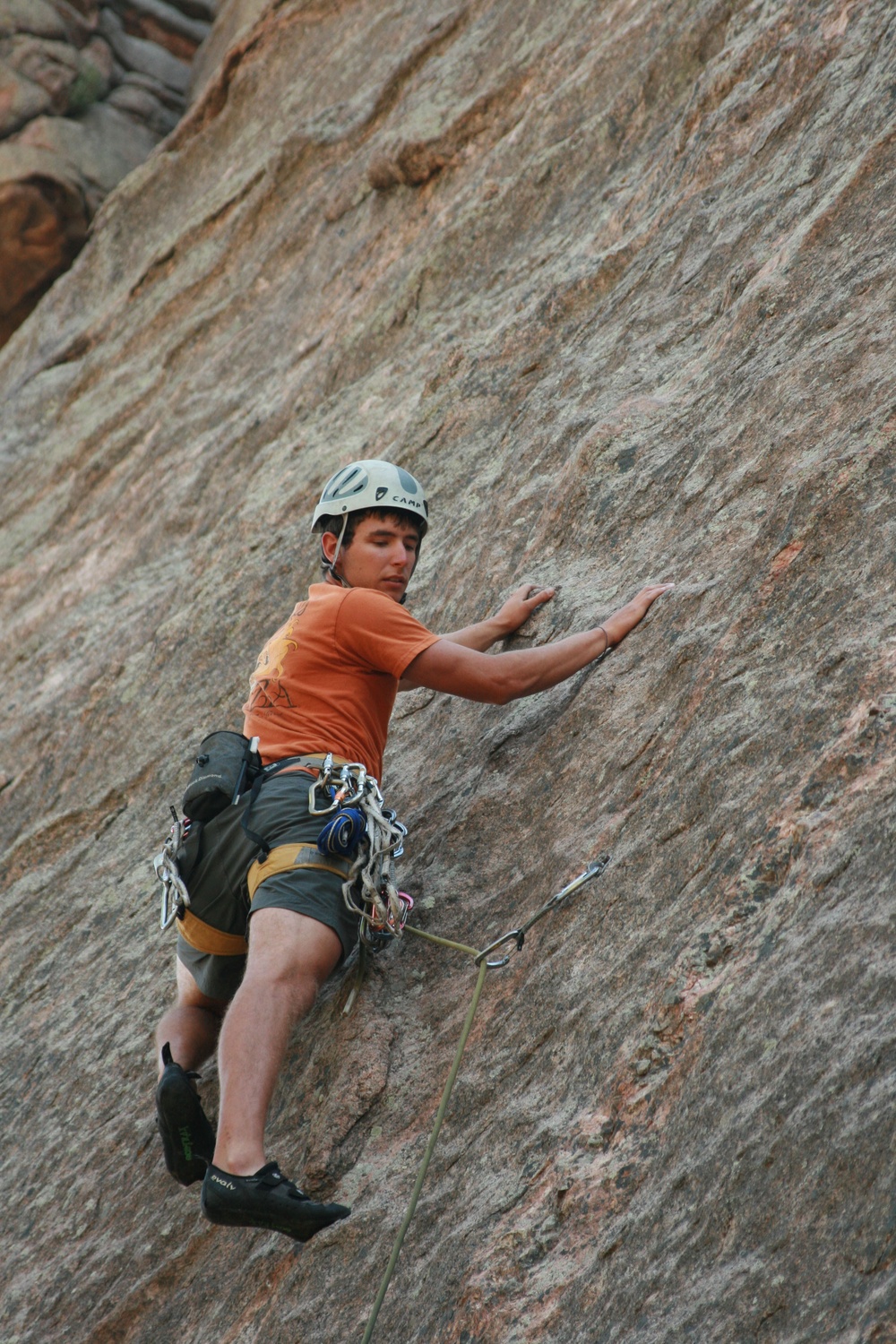 Soldiers take on vertical