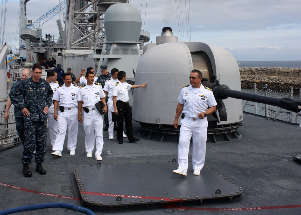Ecuadorian naval officers tour USS Thach
