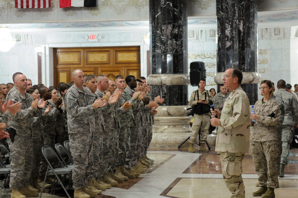 Adm. Mullen Says farewell at Al-Faw