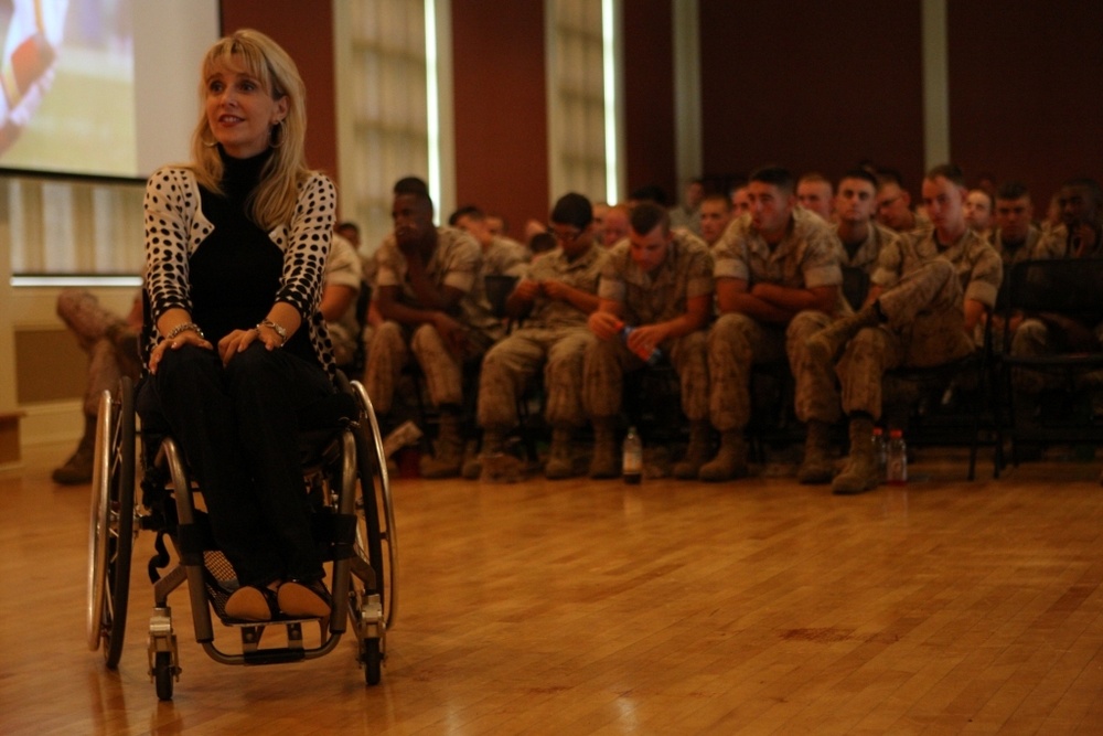 Narowski speaks to Marines, sailors about vehicle safety from wheelchair