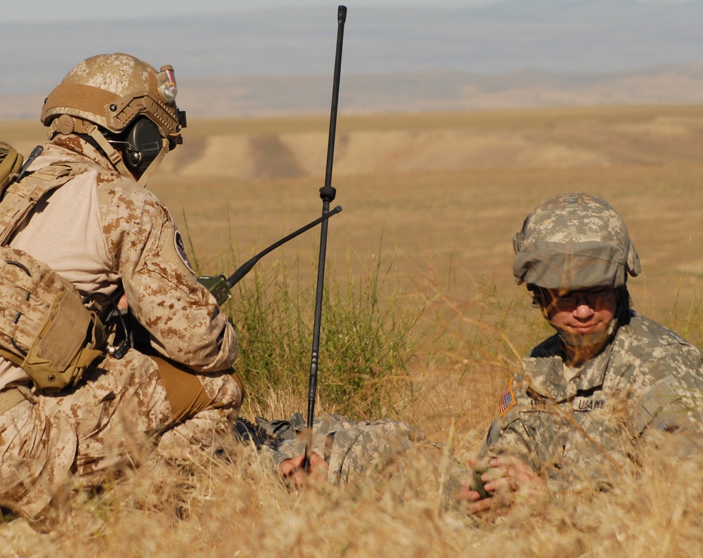 Oregon National Guard forward observers train with Seals and Air Force