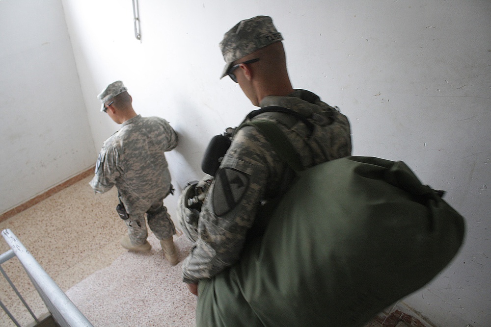 US troops transfer base in western Ninewa, empower Iraqi soldiers