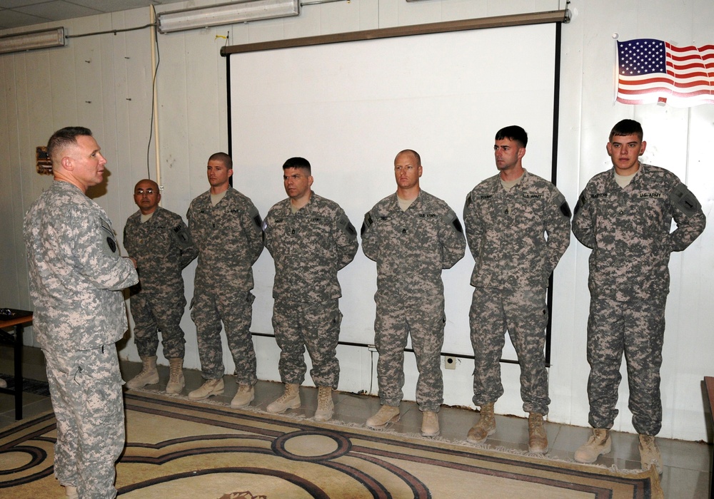 ‘First Lightning’ Battalion soldiers receive the Purple Heart