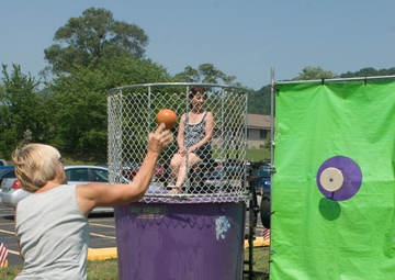 Chief of Army Reserve attends 327th's Family Day