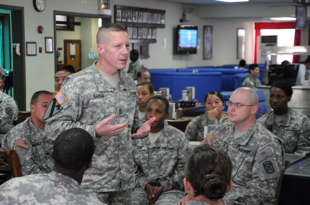 8th Army command sergeant major visit