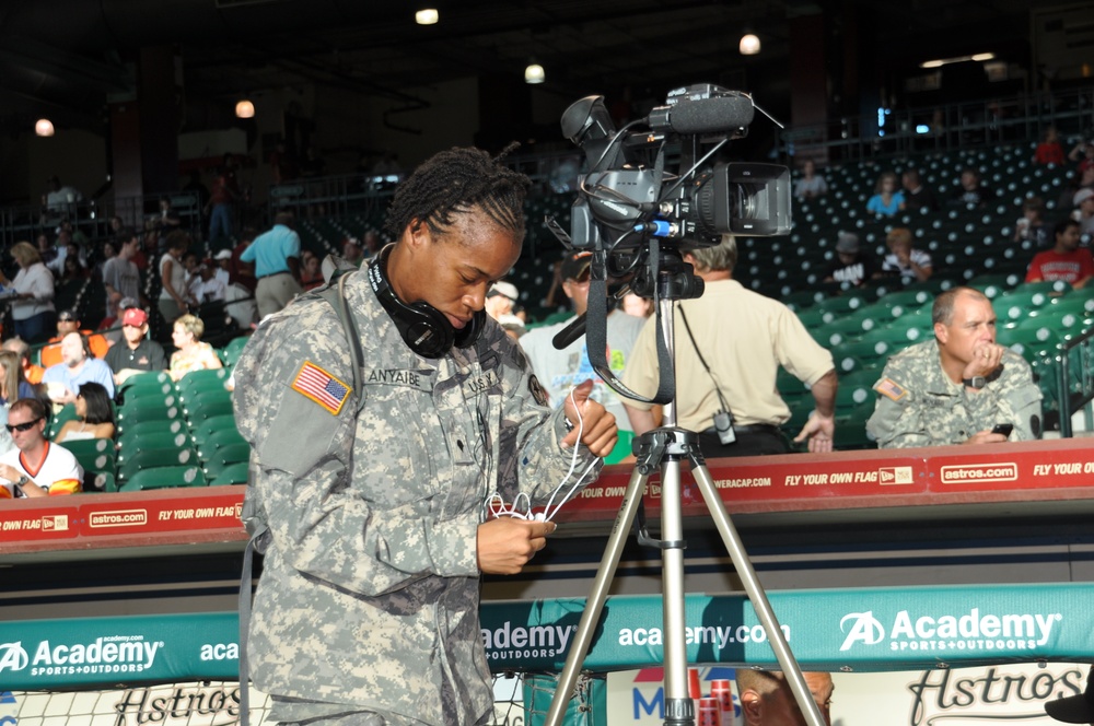 Public affairs soldiers support National Guard night at baseball game