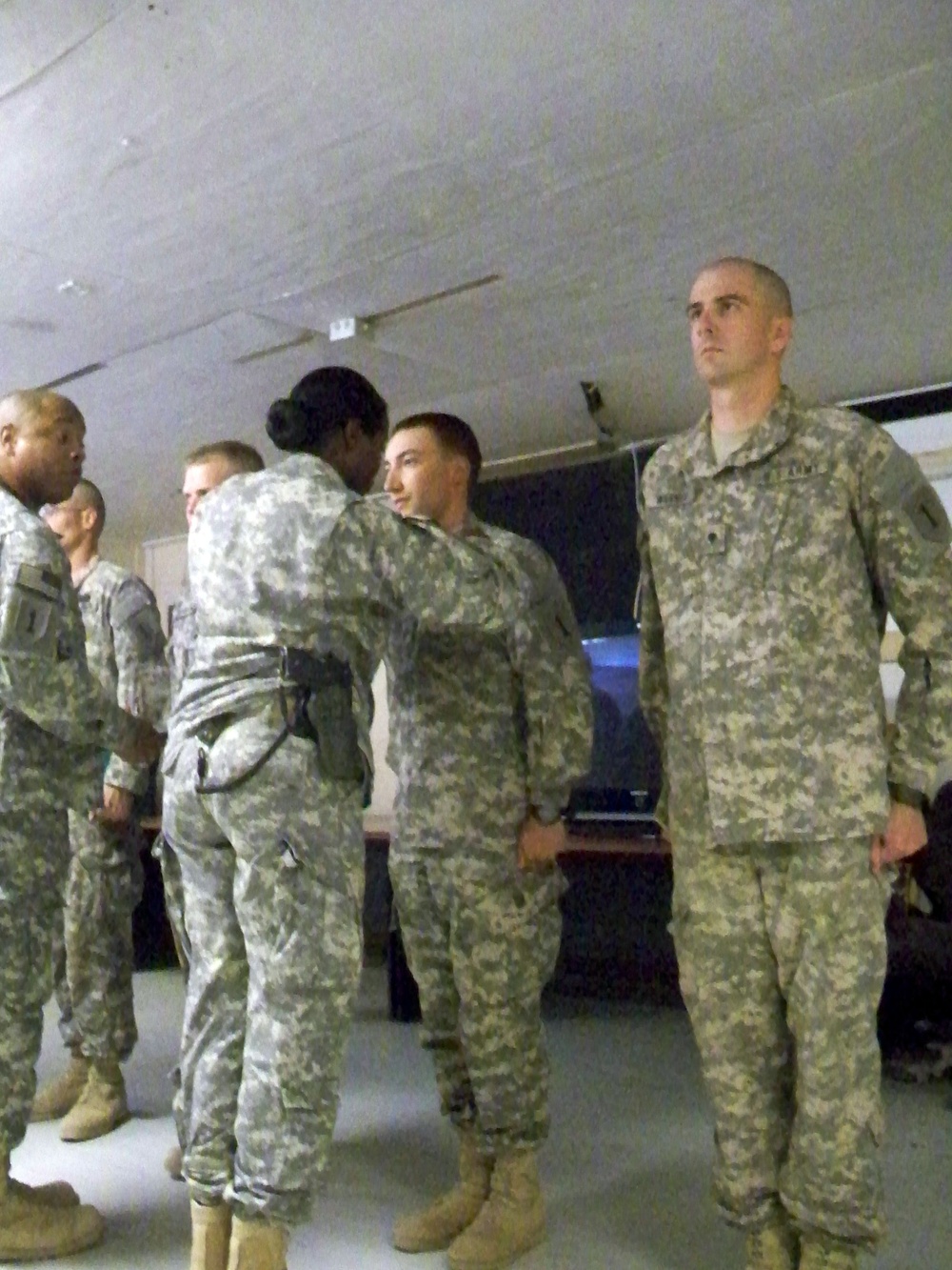 ‘Griffin’ Battalion soldiers receive combat awards in Iraq