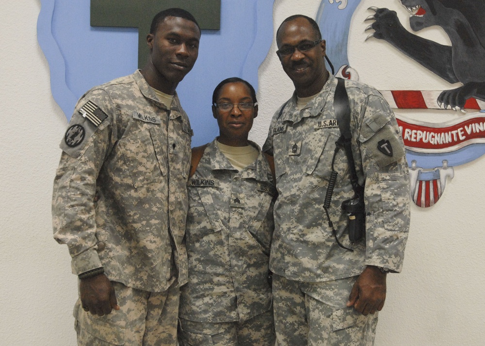 Texas family together in Iraq: Father, mother, son in 36th ID finishes deployment