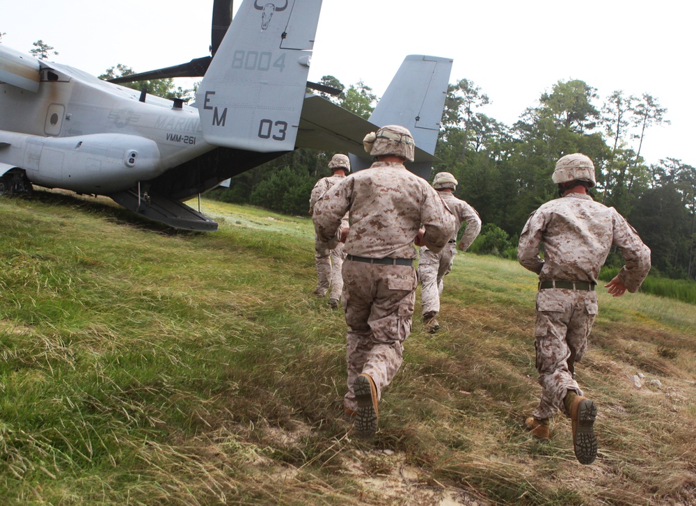 Marines master the ropes to step up, jump off aircraft