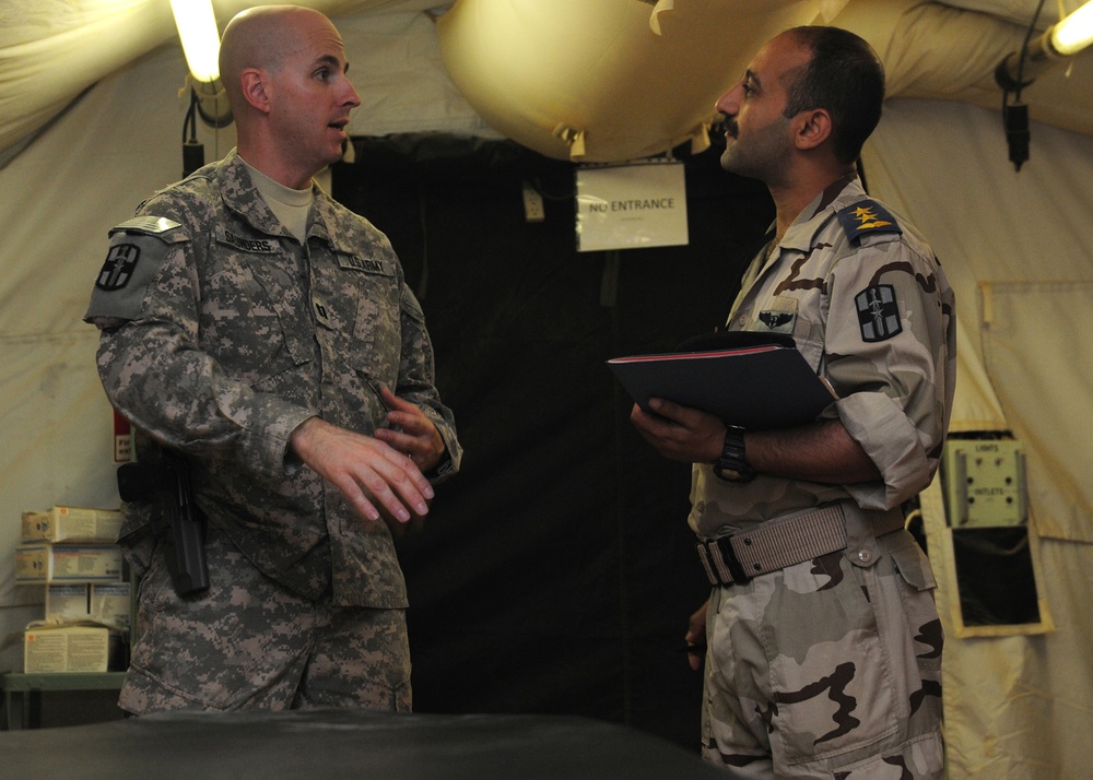 CSH soldiers share expertise with Iraqi providers