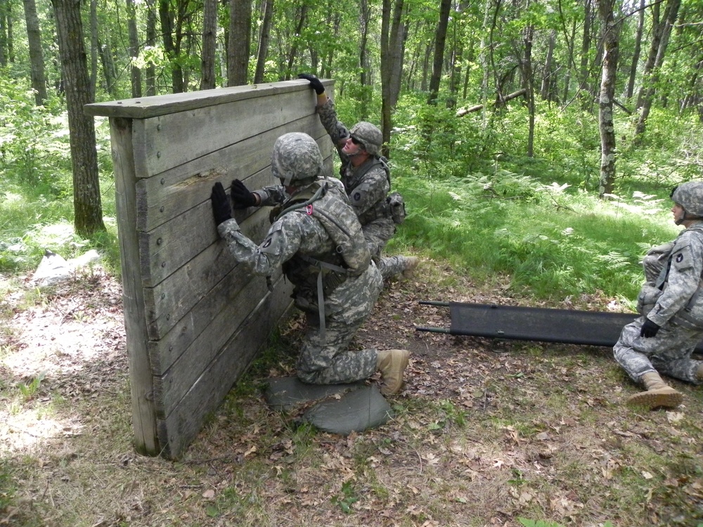 DVIDS - Images - 834th ASB medics train at litter obstacle course ...