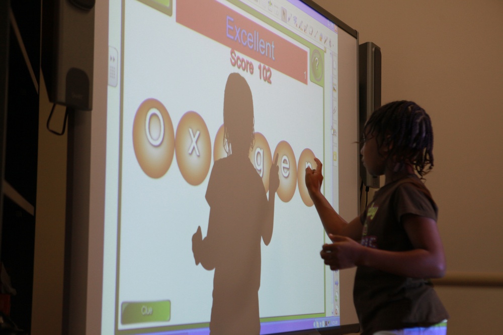 Laurel Bay educators get smart on SMART Board