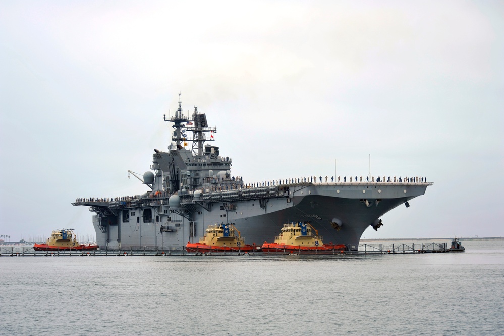 USS Makin Island gets underway