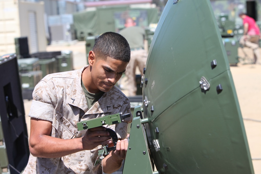 Marines keep up-to-date with new communications systems