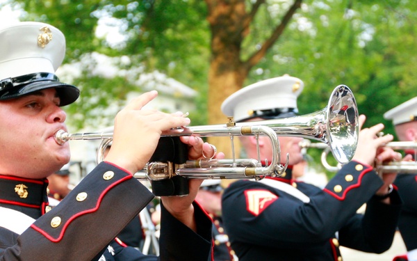 Parris Island Marine Band performs in Ohio