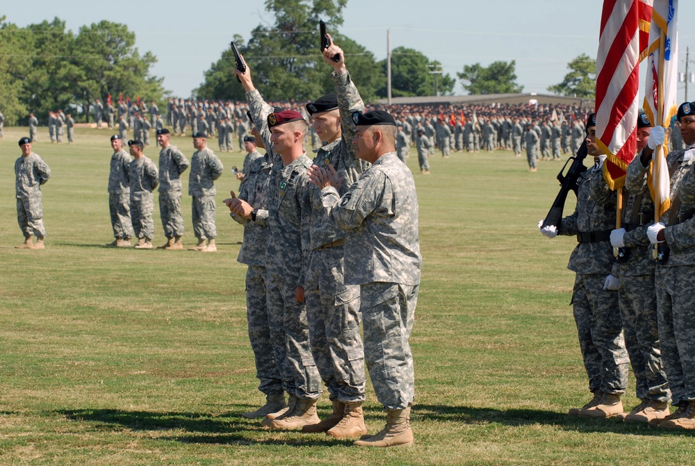Fort Campbell hosts change-of-command ceremony