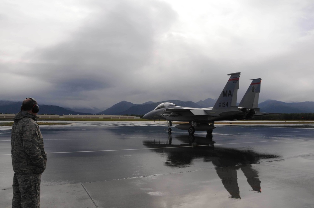 104th Fighter Wing trains up north