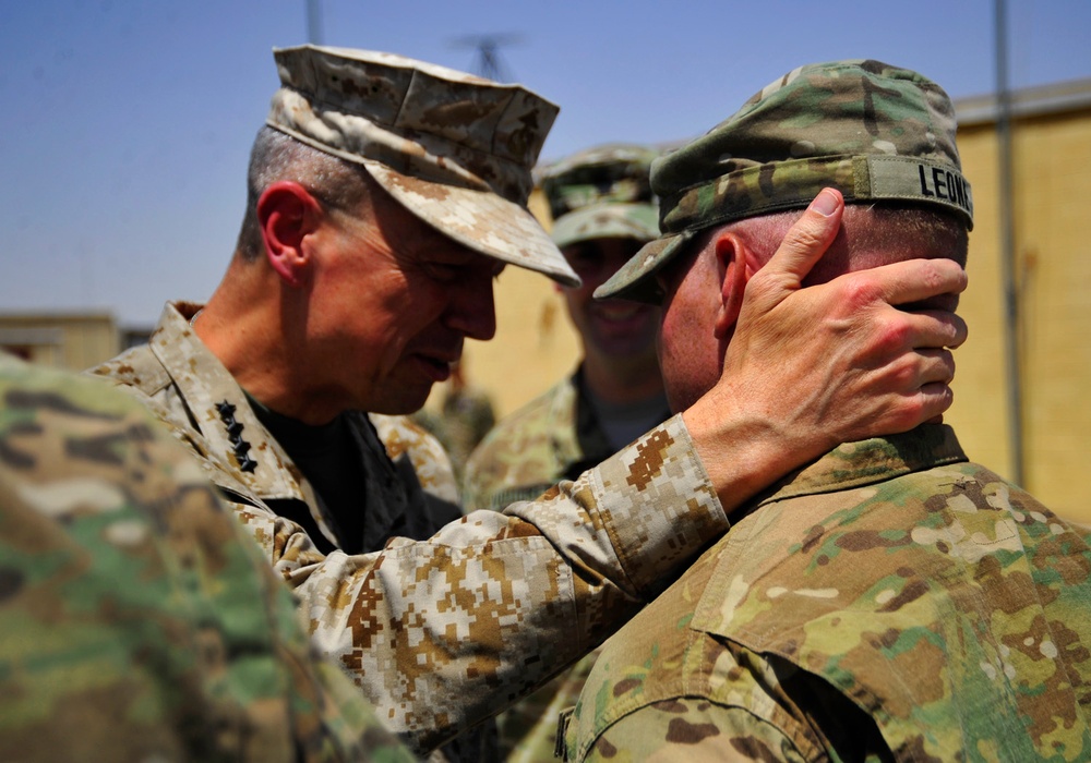 ISAF Gen. Allen visits Forward Operating Base Farah