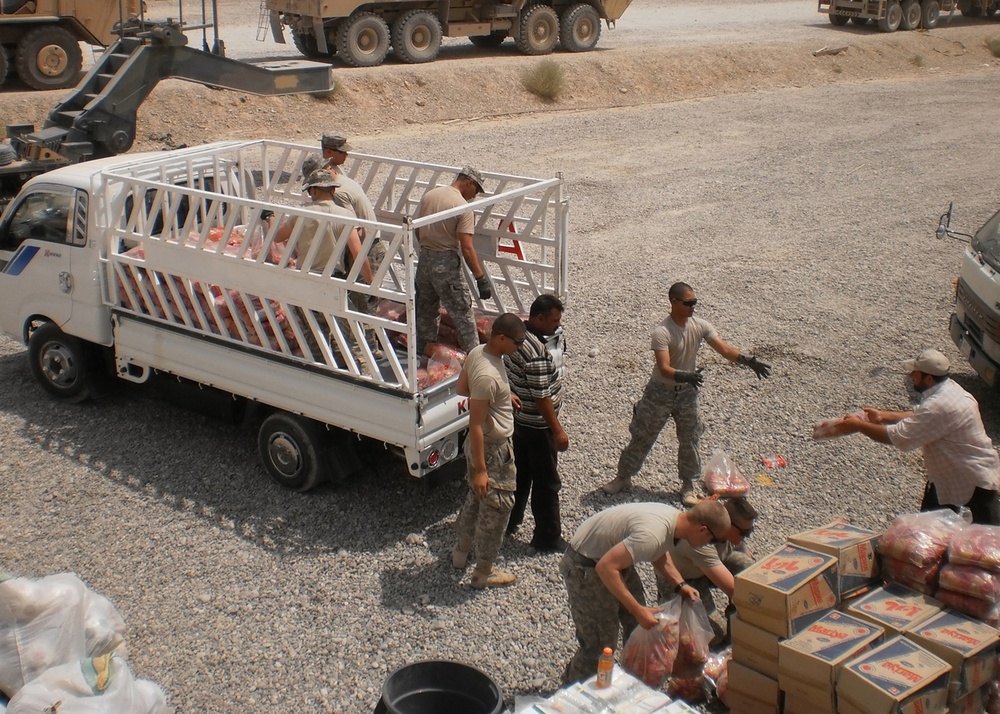 ‘Dark Horse’ troops provide humanitarian aid