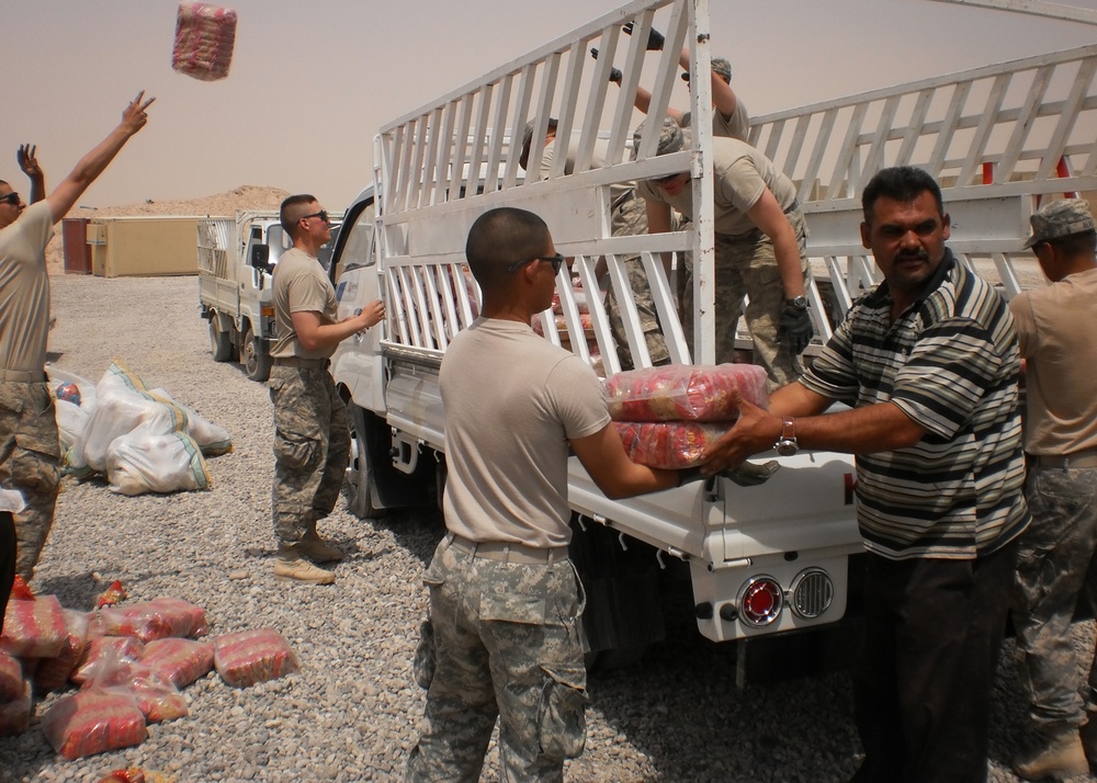 'Dark Horse' troops provide humanitarian aid