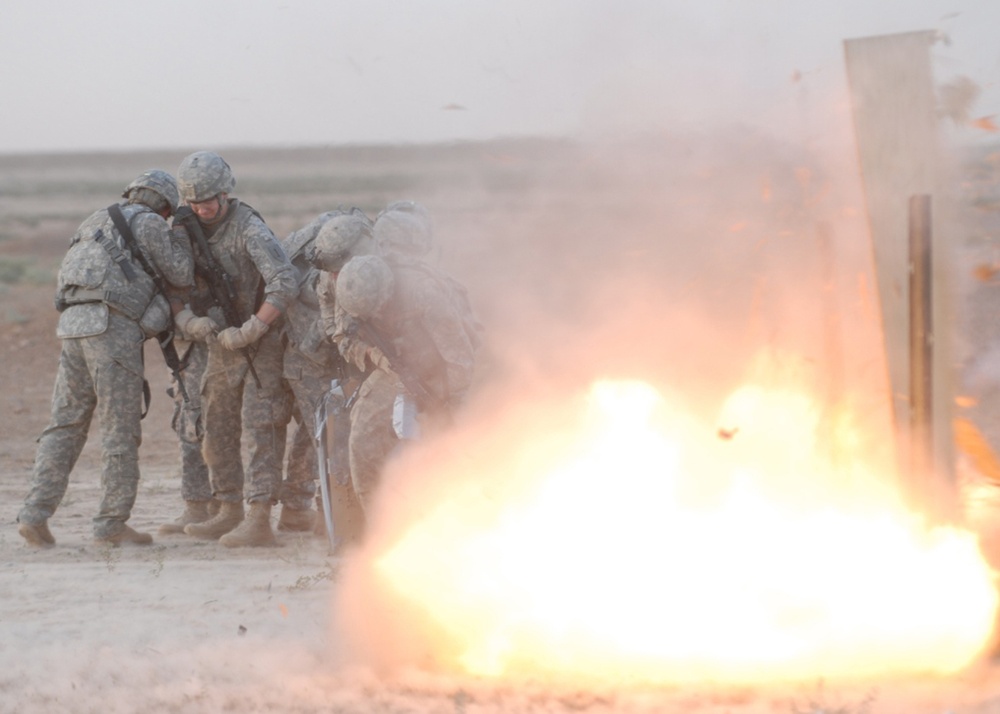 Exploding into ‘Chaos’  Combat engineers conduct live explosives training